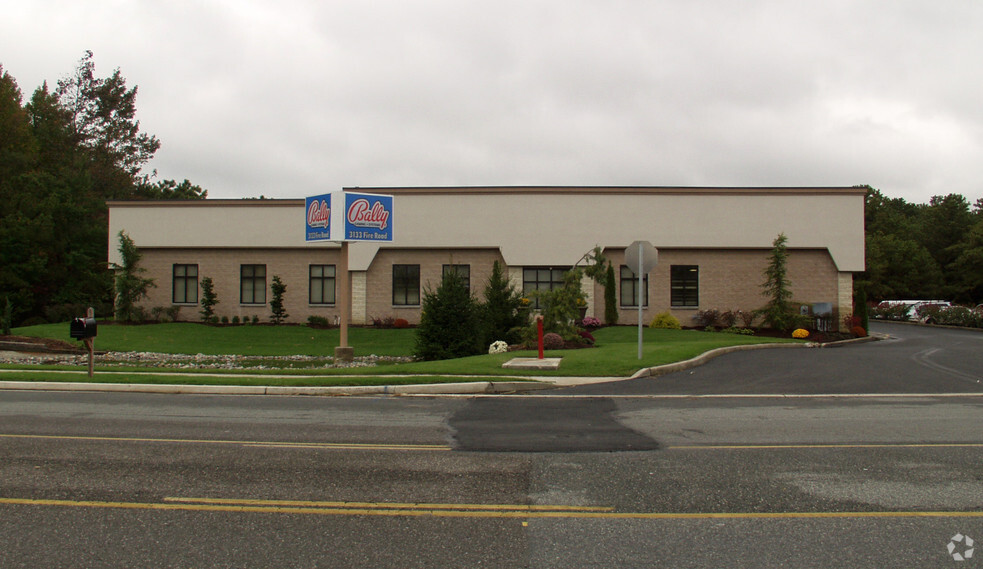 3133 Fire Rd, Egg Harbor Township, NJ à louer - Photo principale – Image 2 sur 4