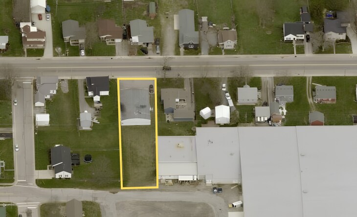 607 E Pike St, Jackson Center, OH à vendre - Photo de l’immeuble – Image 2 sur 7