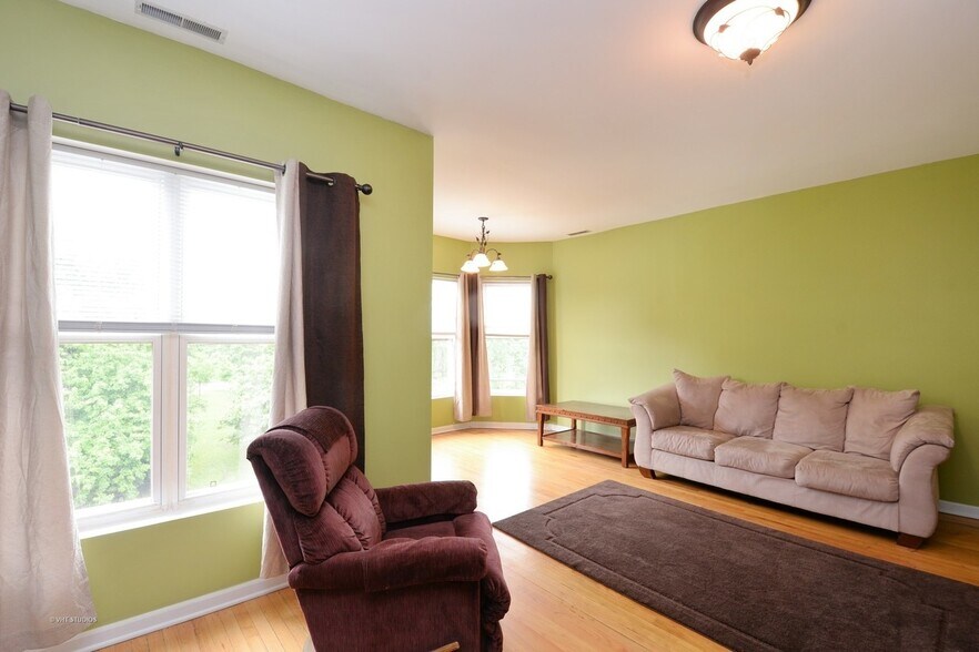 108 N Hamlin Blvd, Chicago, IL à vendre - Photo de l’immeuble – Image 3 sur 23