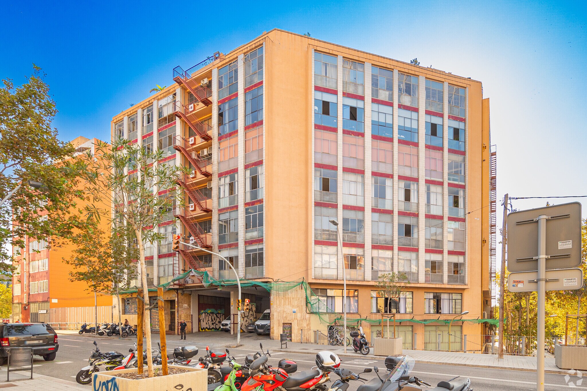 Bureau dans Barcelone, Barcelona à louer Photo principale– Image 1 sur 3