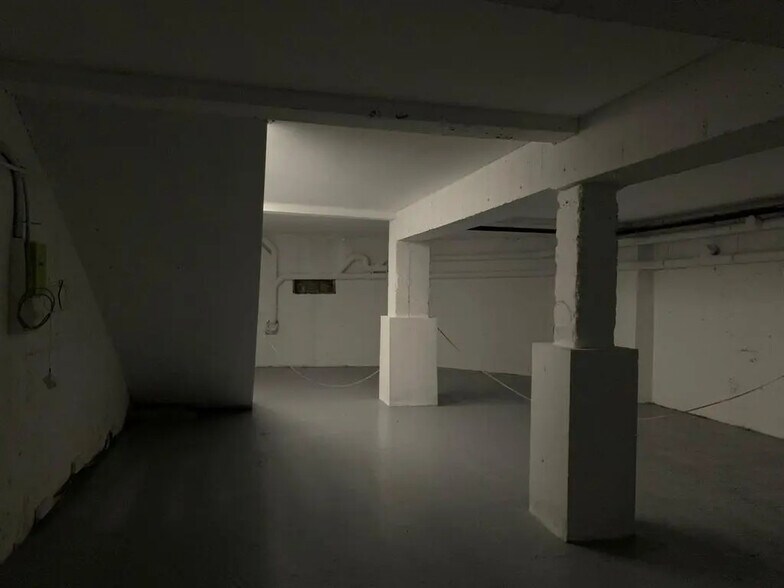 Local commercial dans Saint-Mandé à louer - Photo de l’immeuble – Image 3 sur 6