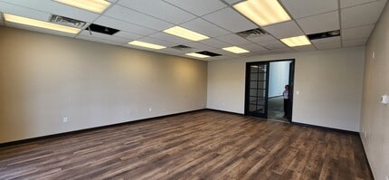 4200 W Russell Rd, Las Vegas, NV à louer Photo intérieure– Image 2 sur 20