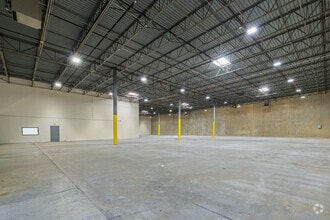 2200 Denton Dr, Austin, TX à louer Numérisation 3D Matterport– Image 1 sur 3