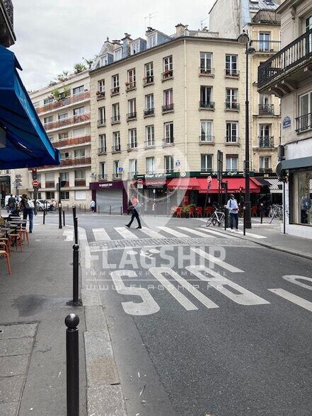 Local commercial dans Paris à louer - Photo de l’immeuble – Image 2 sur 2
