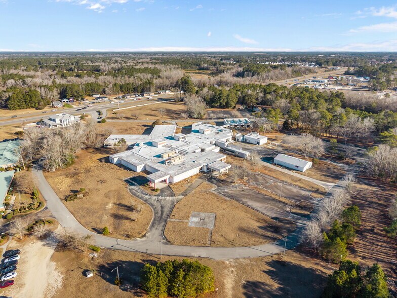 1 Medical Center Dr SW, Supply, NC à vendre - Photo de l’immeuble – Image 3 sur 10