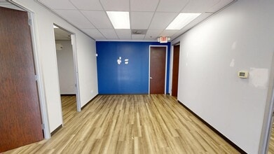 12615 W Airport Blvd, Sugar Land, TX à louer Photo de l’immeuble– Image 2 sur 2