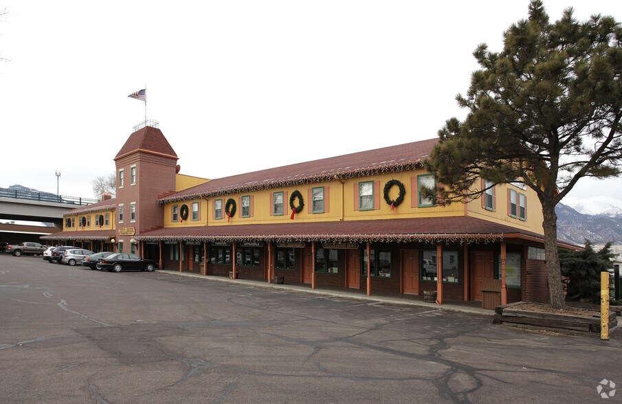 76 S Sierra Madre St, Colorado Springs, CO à louer - Photo de l’immeuble – Image 3 sur 5