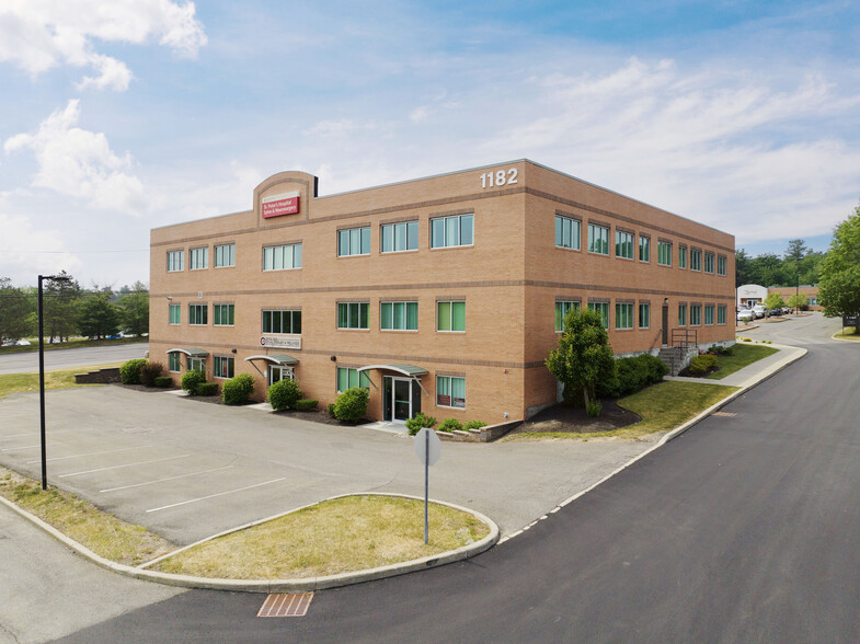 1182 Troy Schenectady Rd, Latham, NY à louer - Photo de l’immeuble – Image 2 sur 7