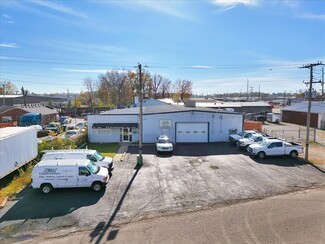 Plus de détails pour 1518 Petunia Ave, Louisville, KY - Industriel/Logistique à vendre