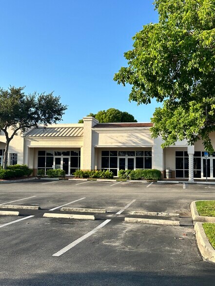 10341-10351 Bonita Beach Rd SE, Bonita Springs, FL à louer - Photo de l’immeuble – Image 3 sur 6