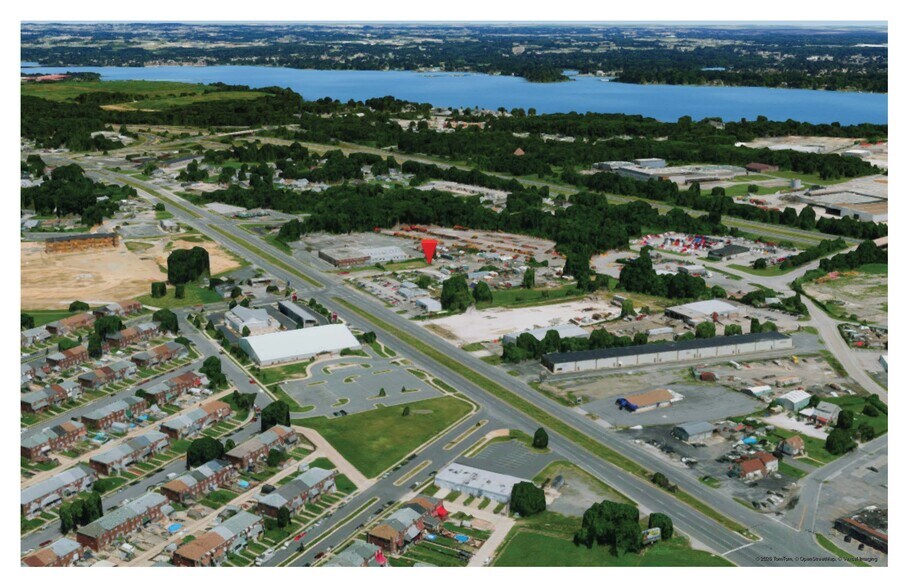 4016 North Point Blvd, Dundalk, MD à vendre - Photo de l’immeuble – Image 2 sur 5