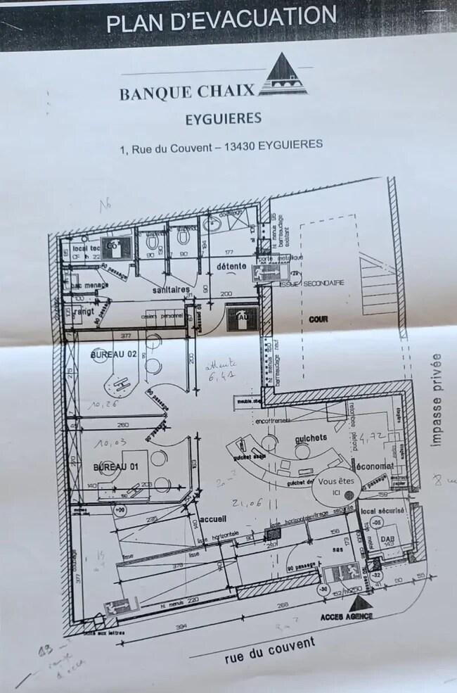 Plus de détails pour 1 Rue Du Couvent, Eyguières - Local commercial à vendre