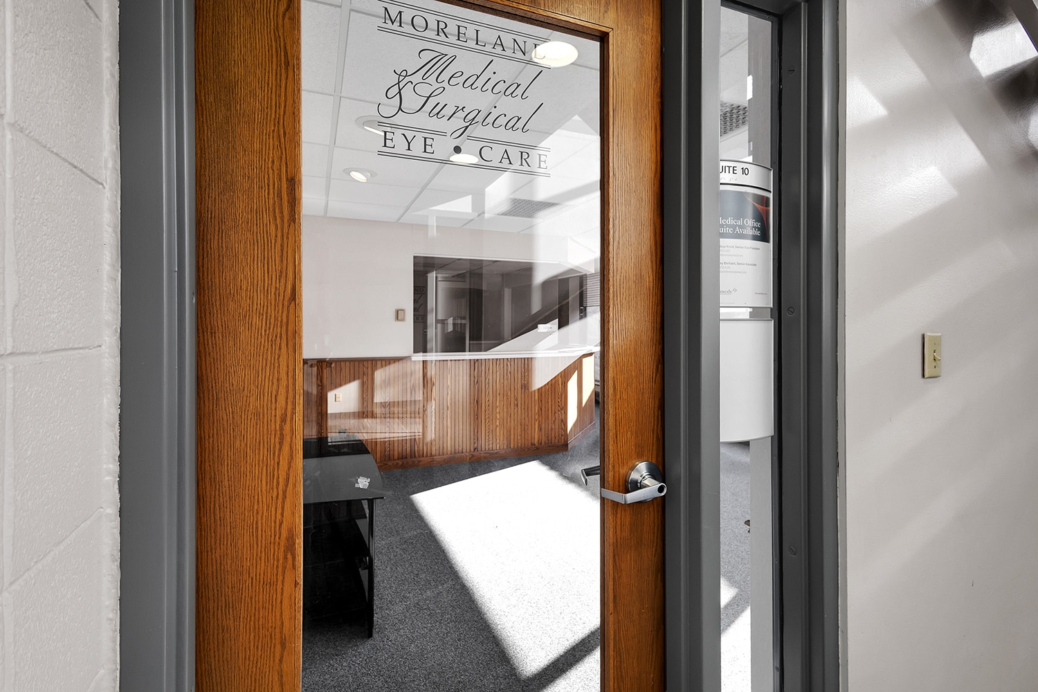 1111 Delafield St, Waukesha, WI à louer Photo intérieure– Image 1 sur 11