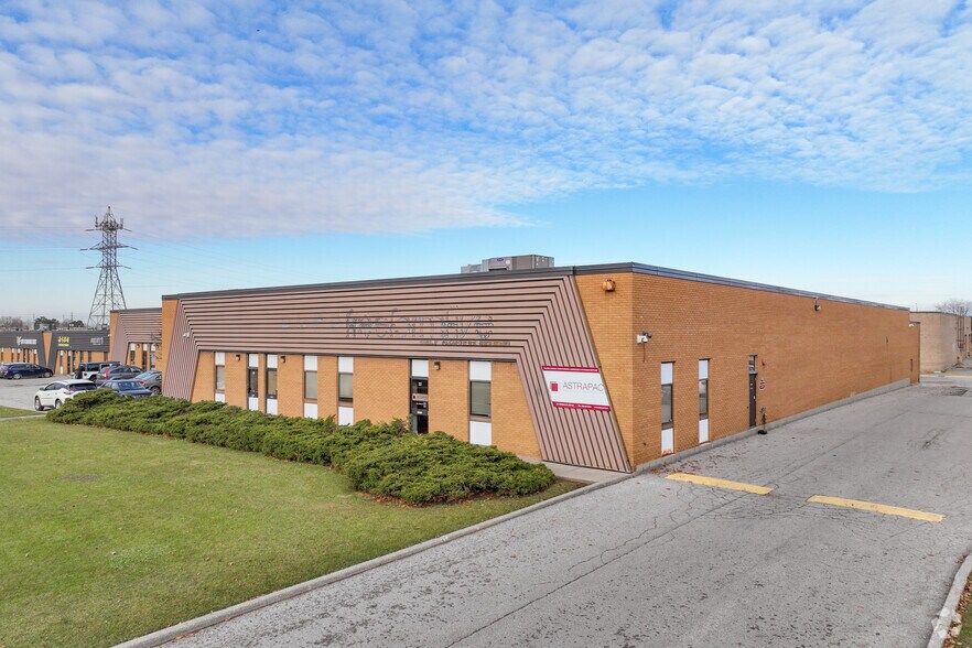 150 Ferrier St, Markham, ON à louer - Photo principale – Image 1 sur 4
