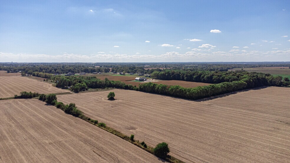 1414 W State Route 571, Tipp City, OH à vendre - Photo principale – Image 1 sur 2