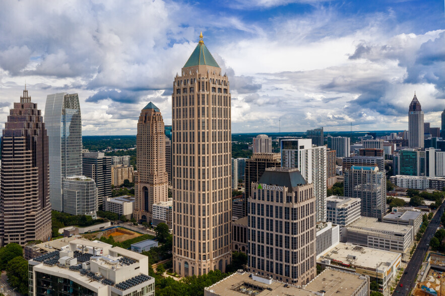 1201 W Peachtree St NW, Atlanta, GA à louer - Photo de l’immeuble – Image 1 sur 20