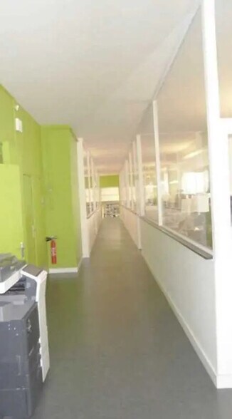Bureau dans Paris à louer - Photo de l’immeuble – Image 3 sur 7