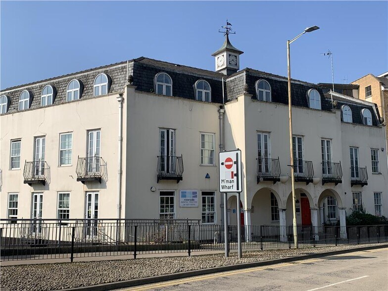 18-22 The Causeway, Bishop's Stortford à louer - Photo de l’immeuble – Image 2 sur 9