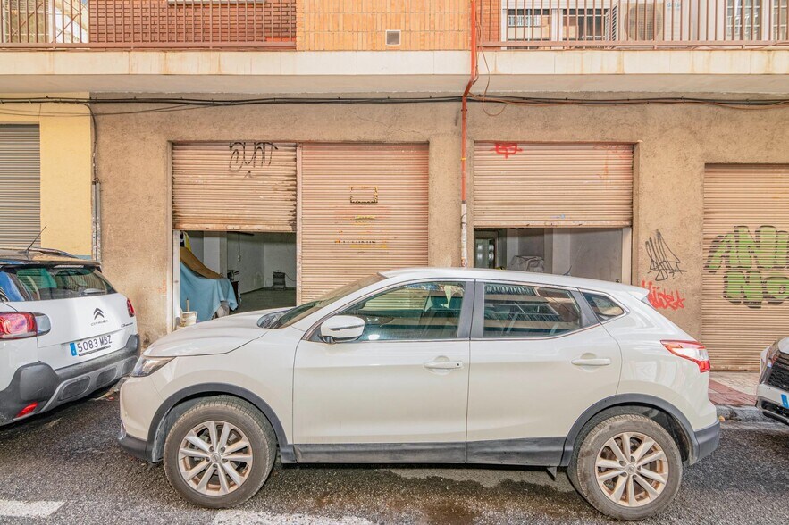 Calle Santa Rita, Granada, Granada à vendre - Photo de l’immeuble – Image 3 sur 19