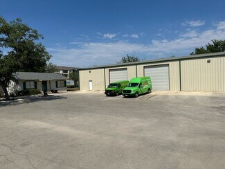 Plus de détails pour 11591 Galm Rd, San Antonio, TX - Local d'activités à louer