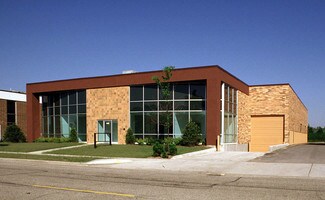 Plus de détails pour 1556 St Paul Ave, Gurnee, IL - Industriel/Logistique à louer