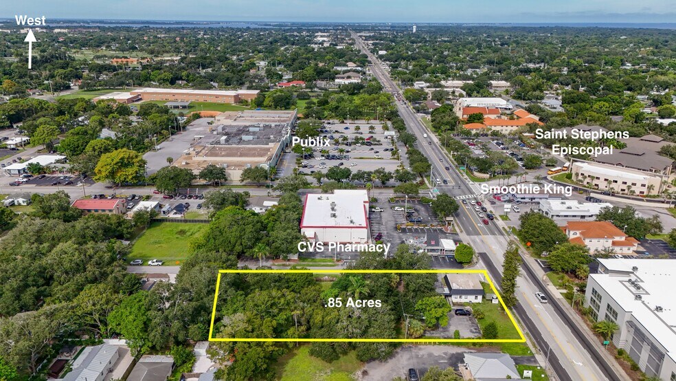 3737 Manatee Ave, Bradenton, FL à vendre - Photo de l’immeuble – Image 2 sur 14