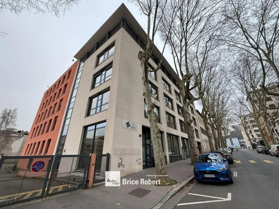 29 Avenue Joannès Masset, Lyon à louer Photo de l’immeuble– Image 1 sur 9
