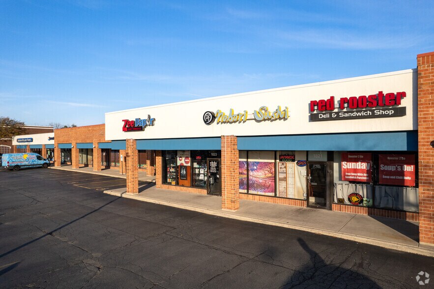 1803-1837 Waukegan Rd, Glenview, IL à louer - Photo de l’immeuble – Image 3 sur 9