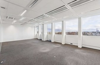 Bureau dans Puteaux à louer Photo intérieure– Image 1 sur 8