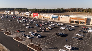 Intersection of I-95 & Hwy 70, Selma, NC à louer Aérien– Image 2 sur 6