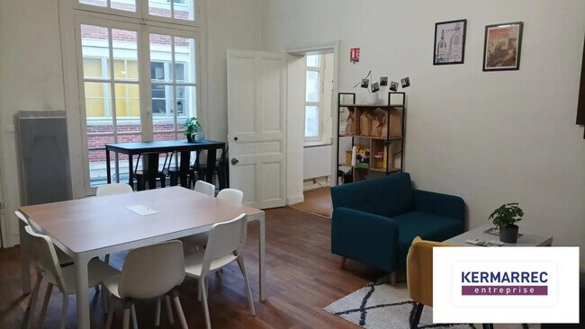 Plus de détails pour Bureau à louer