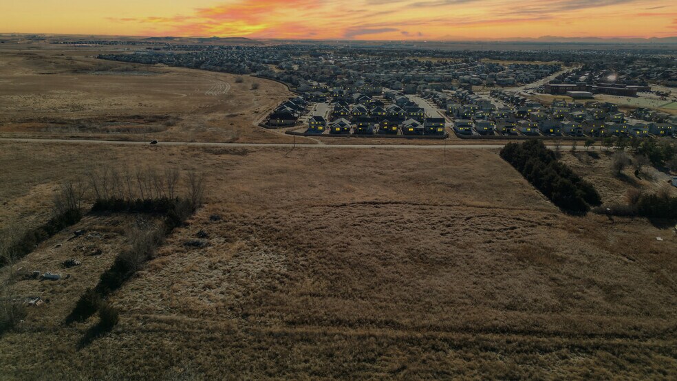 11246 Rifle St, Commerce City, CO à vendre - Photo de l’immeuble – Image 2 sur 24