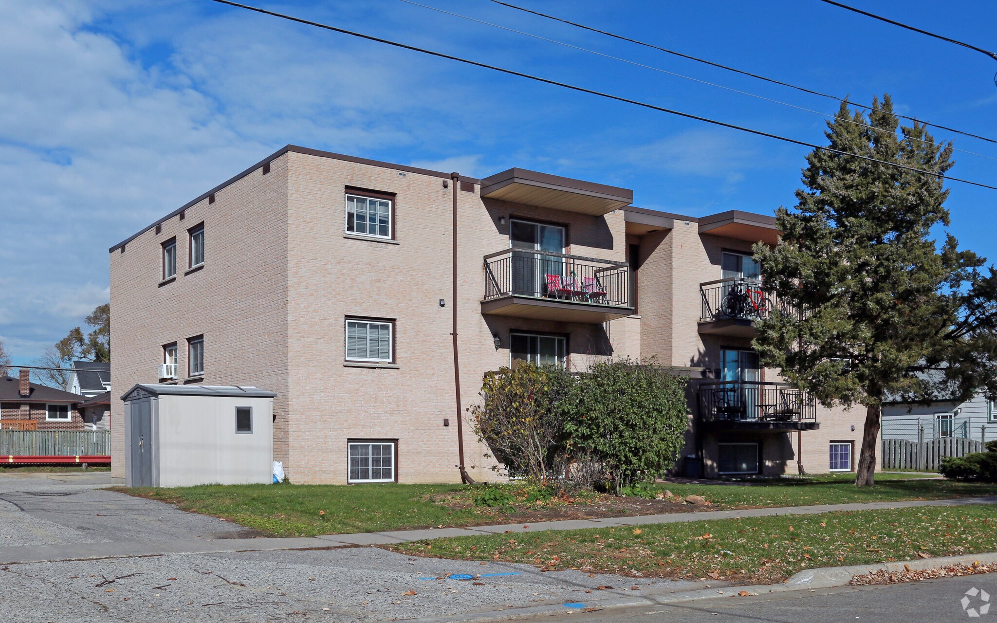 70 Orchard View Blvd, Oshawa, ON à vendre Photo principale– Image 1 sur 14