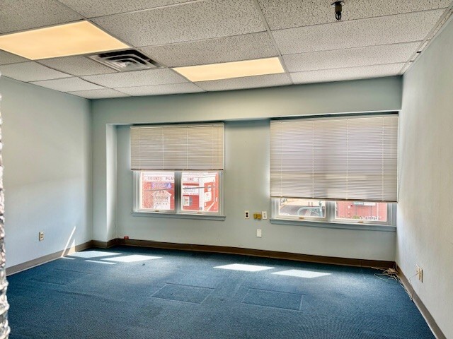 297 Kinderkamack Rd, Oradell, NJ à louer Photo intérieure– Image 1 sur 7