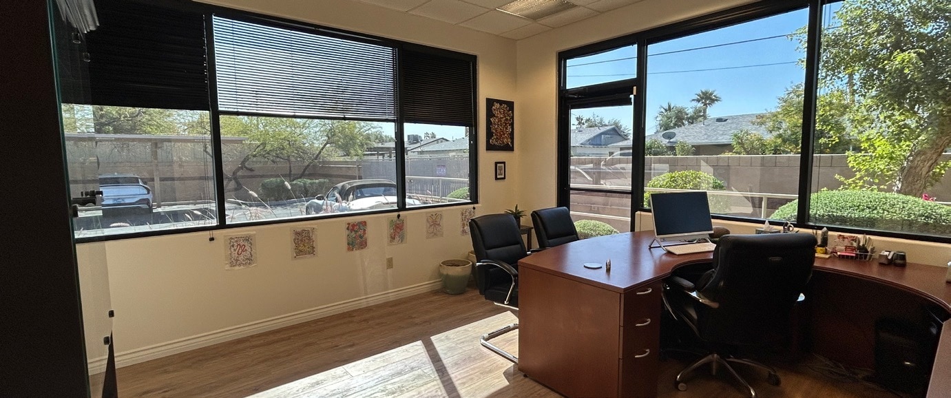 8111 E Thomas Rd, Scottsdale, AZ 85251 - Lot 1 - - Photo intérieure - Image 1 of 7