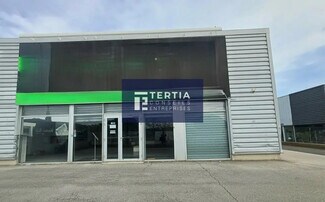 Plus de détails pour Local commercial à louer