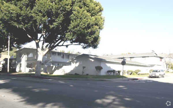 6710 Painter Ave, Whittier, CA à vendre - Photo principale – Image 1 sur 2