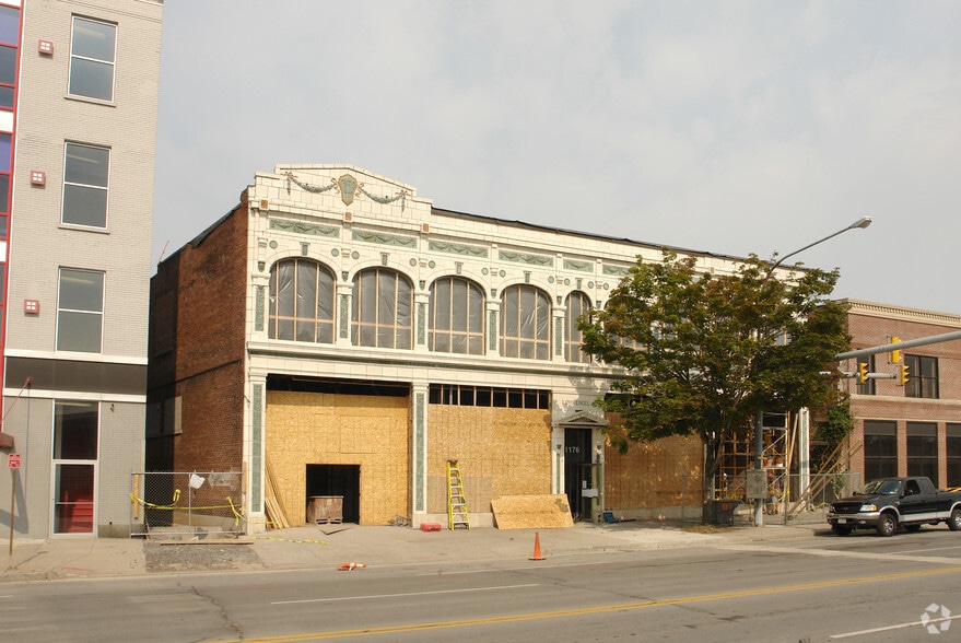 1176 Main St, Buffalo, NY à vendre - Photo principale – Image 1 sur 2