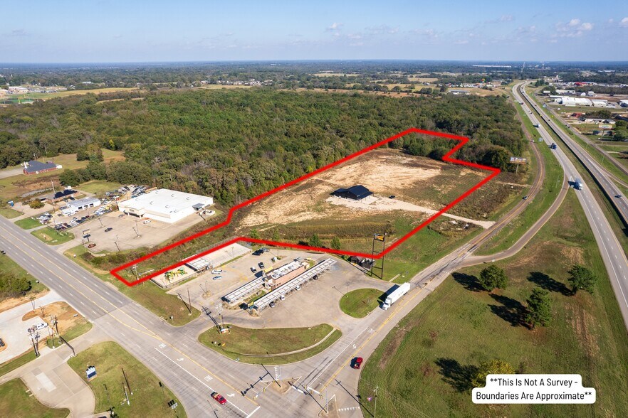 440 Interstate 30 W, Mount Vernon, TX à vendre - Photo de l’immeuble – Image 3 sur 28
