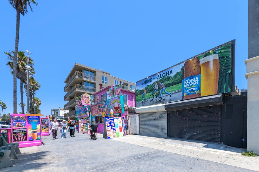 2013 Ocean Front Walk, Venice, CA à vendre - Photo de l’immeuble – Image 3 sur 11