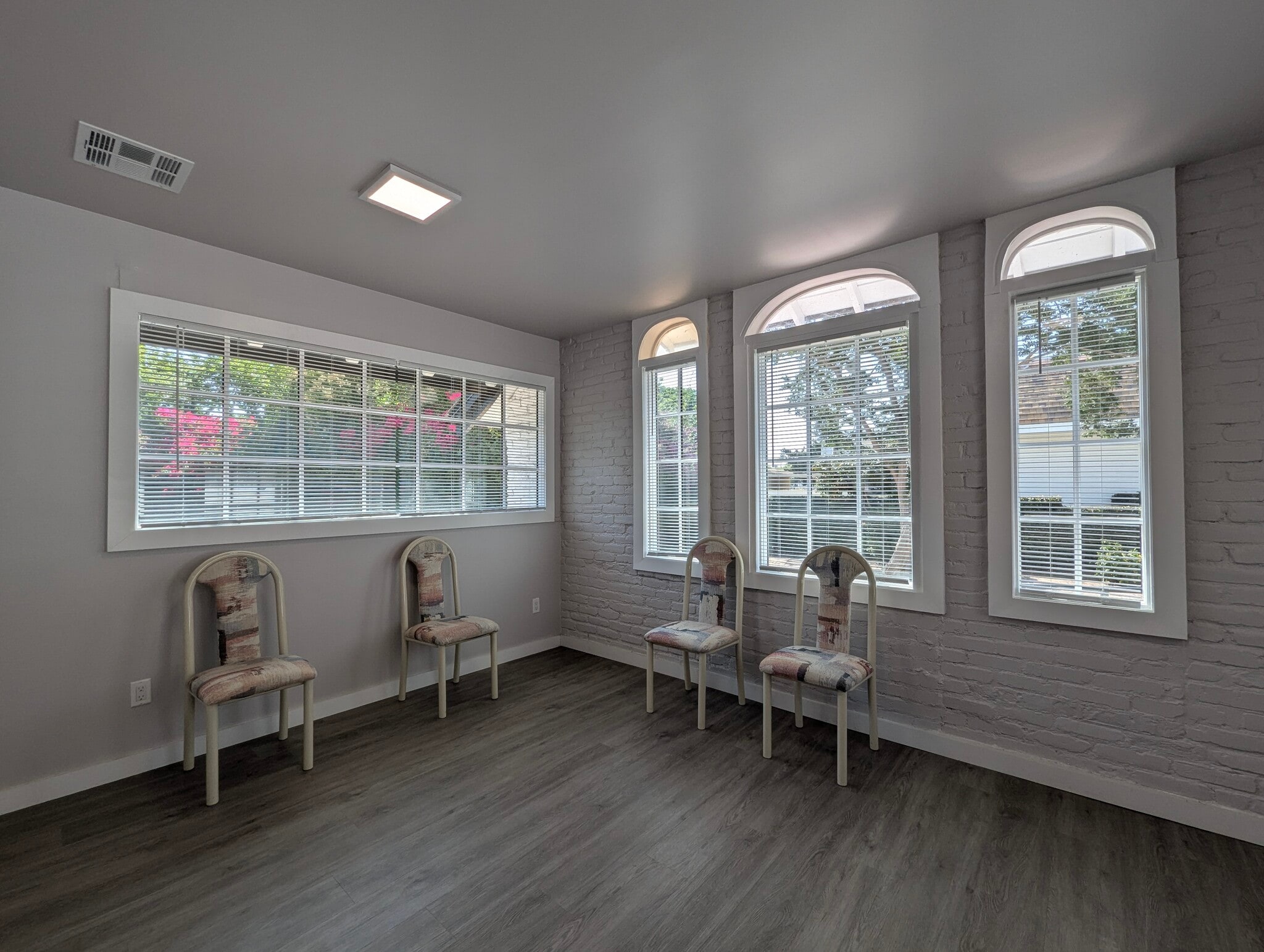 1344 Granada Ave, San Marino, CA à louer Photo intérieure– Image 1 sur 15
