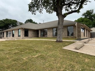 Plus de détails pour 615 W Harwood Rd, Hurst, TX - Bureau/Médical à louer