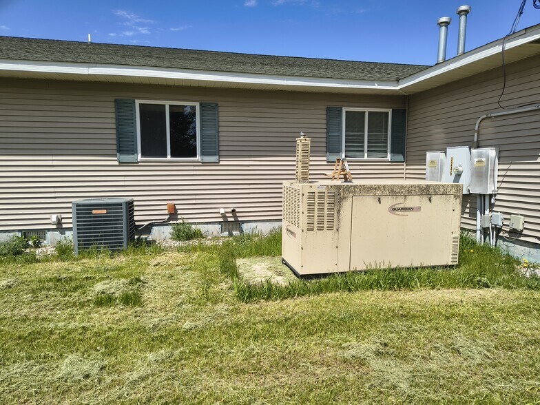2246 Cemetery Rd, Gladwin, MI à vendre - Photo de l’immeuble – Image 3 sur 5