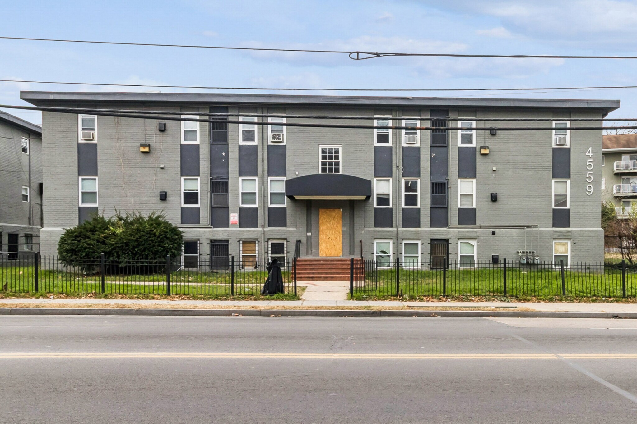 4559-4569 Benning Rd SE, Washington, DC à vendre Photo principale– Image 1 sur 16