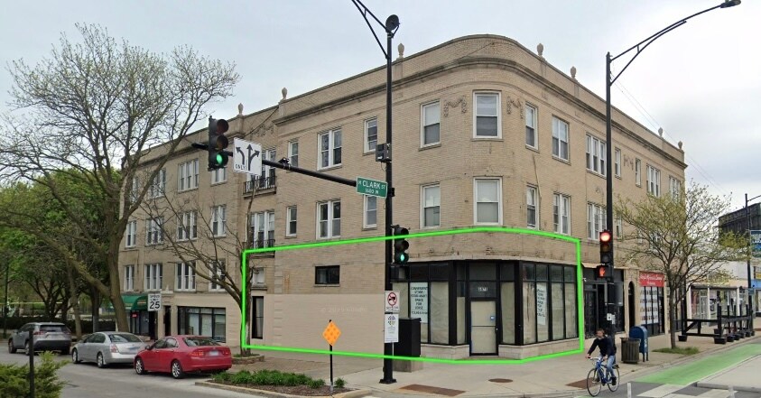 5977 N Clark St, Chicago, IL à louer Photo principale– Image 1 sur 16