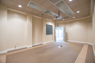 2705 Artie St SW, Huntsville, AL à louer Photo intérieure– Image 2 sur 6