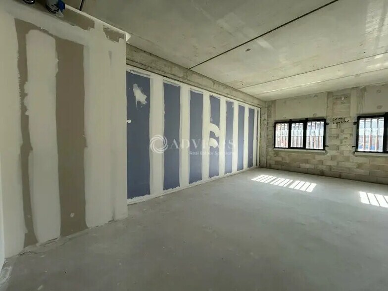 Bureau dans Montredon-des-Corbières à vendre - Photo intérieure – Image 3 sur 5