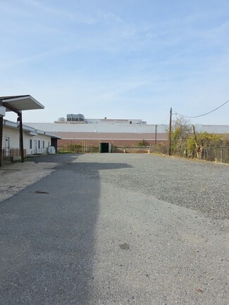 Plus de détails pour 8422 Ballew Ave, College Park, MD - Industriel/Logistique à louer