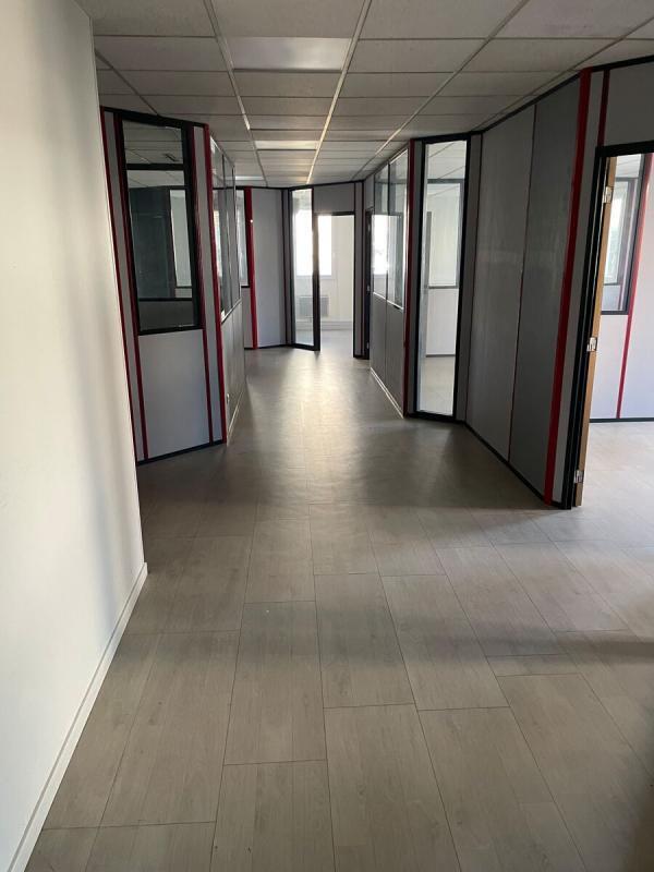 213 Rue De Gerland, Lyon à vendre Photo intérieure– Image 1 sur 9