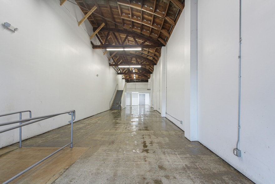 12612 Philadelphia St, Whittier, CA à louer - Photo intérieure – Image 3 sur 21